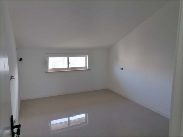 濠西园 6室3厅3卫 150m&sup2;