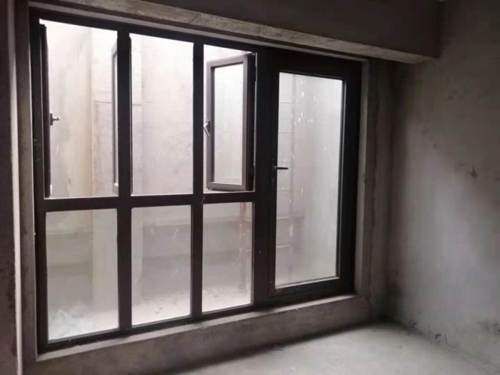 华强城 4室2厅2卫 337.00m&sup2;