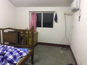 江海花园 4室2厅1卫 132m&sup2;