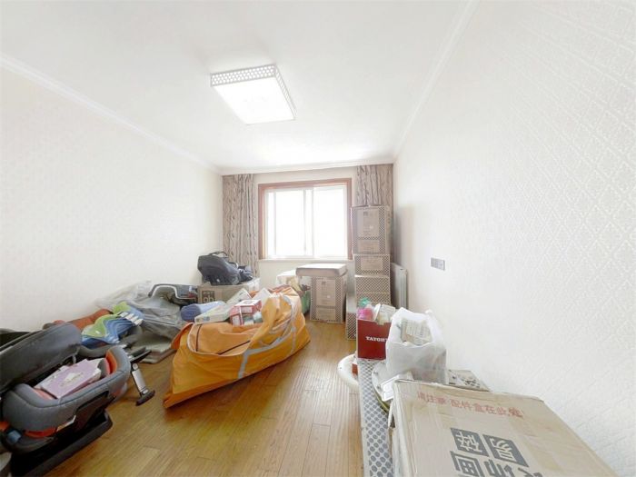 幸福新居 4室2厅2卫 143m&sup2;