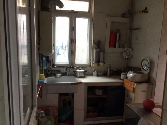 虹桥东村 3室1厅1卫 80m&sup2;