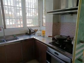 春晖花园 3室2厅2卫 136m&sup2;