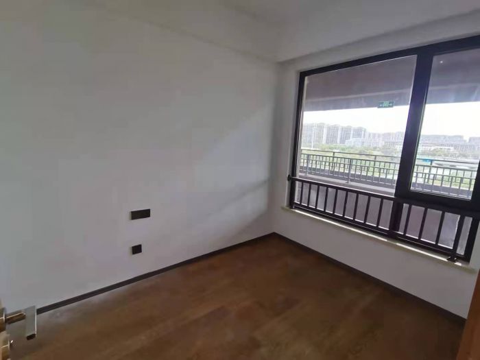 春风南岸东园 3室2厅1卫 96m&sup2;