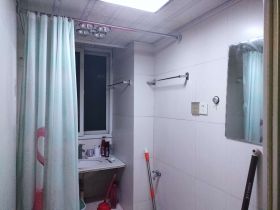 青年东路39号 2室1厅1卫 54m&sup2;