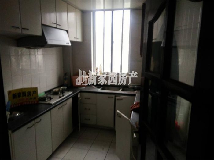 银花苑 5室3厅2卫 124m&sup2;