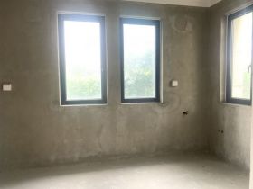 山水壹号 5室3厅4卫 359.00m&sup2;