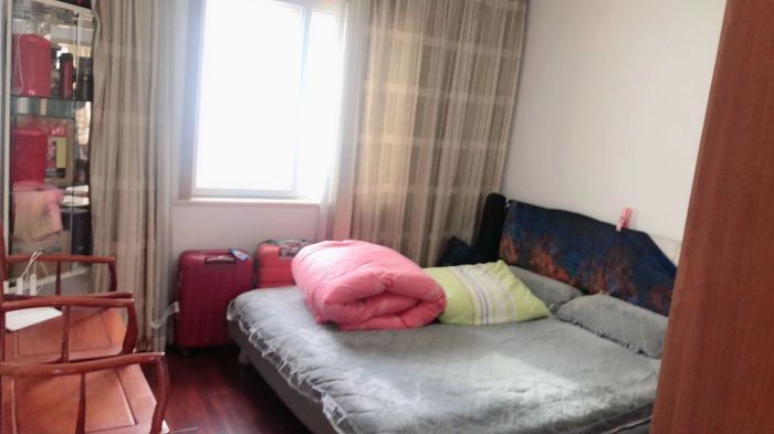 天虹公寓 3室2厅2卫 154.16m&sup2;
