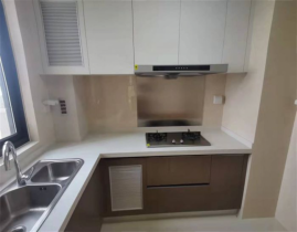 时光漫城 3室2厅2卫 125m&sup2;