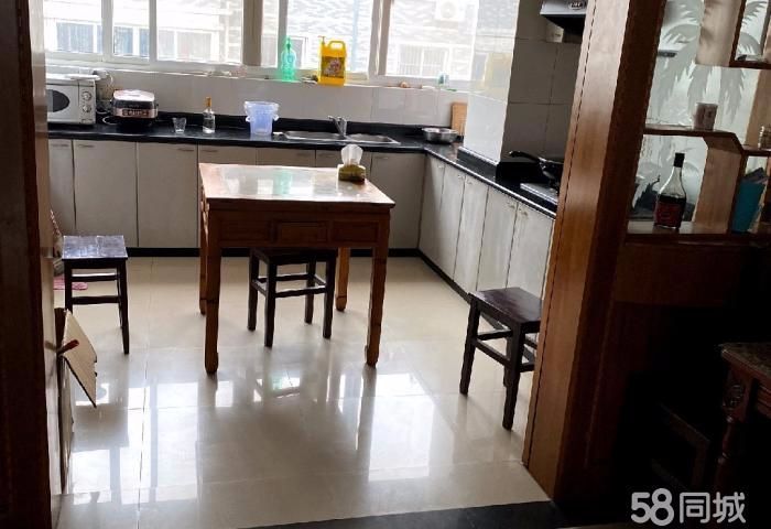 中兴花苑 3室2厅2卫 133.2m&sup2;