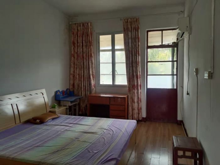 板桥东村 1室1厅1卫 45m&sup2;