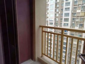 尚海湾 3室2厅1卫 140m&sup2;