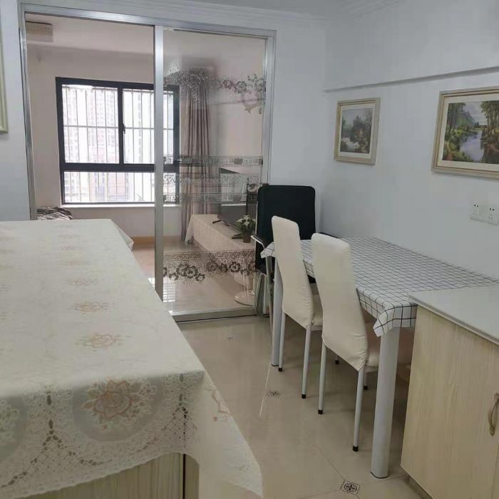 金贸公寓 4室2厅2卫 136.00m&sup2;