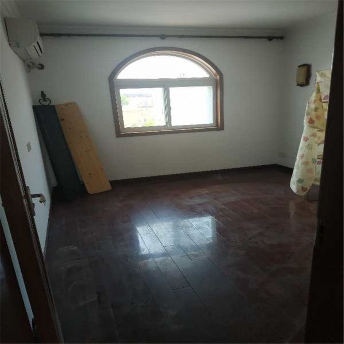 五一新村 3室2厅1卫 108m&sup2;