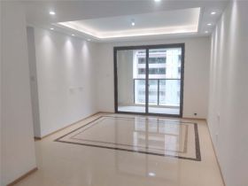 云樾东方 3室2厅1卫 95m&sup2;