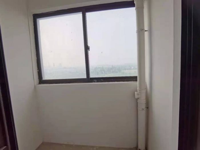 兴石花园 3室2厅1卫 130m&sup2;