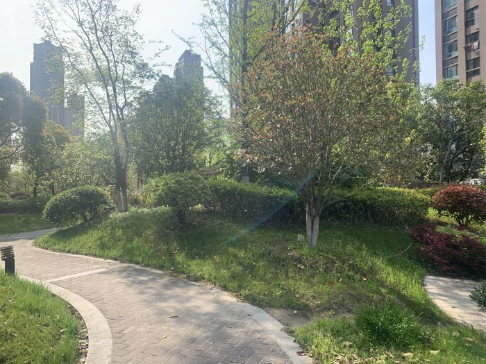 桂花小镇 3室2厅2卫 130m&sup2;