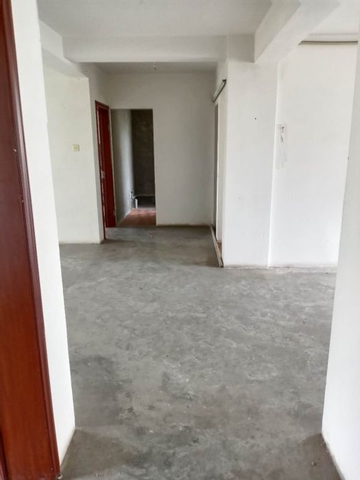 春晖花园 3室2厅2卫 136m&sup2;