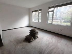 军山花园 4室2厅2卫 172m&sup2;