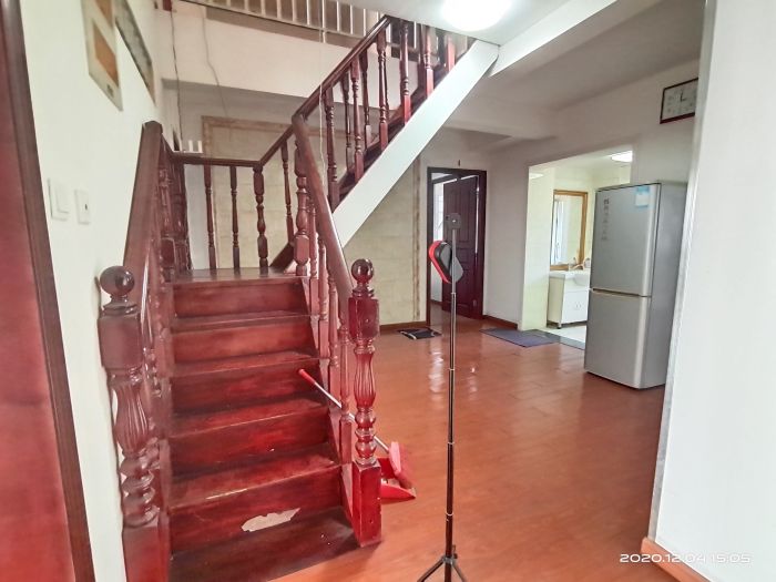 紫东南苑 6室2厅2卫 130m&sup2;