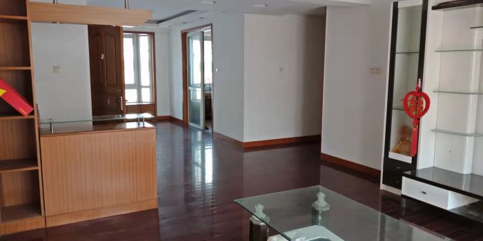 东方花苑 3室2厅2卫 138.94m&sup2;