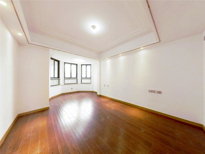 中南世纪花城三期 4室2厅2卫 138m&sup2;