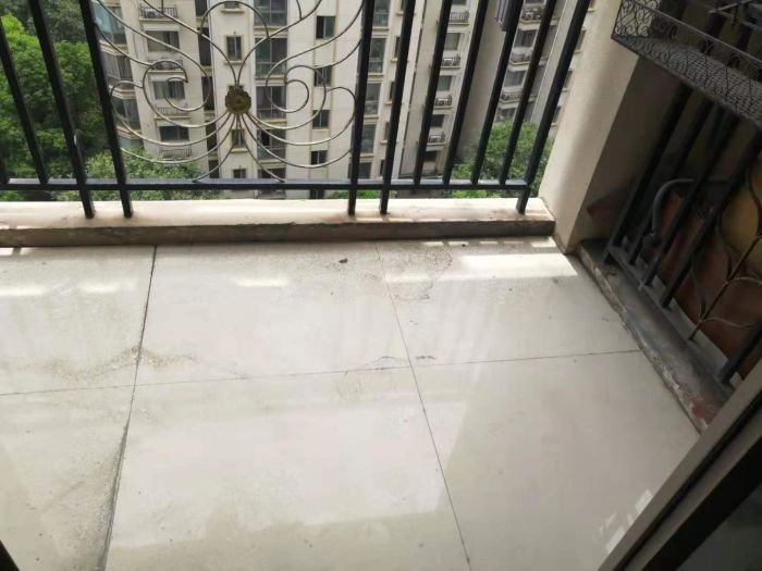 优山美地花园 2室2厅1卫 96m&sup2;