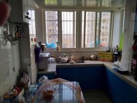 新苑华庭 2室2厅1卫 95m&sup2;
