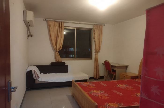新胜花苑 5室2厅1卫 125m&sup2;