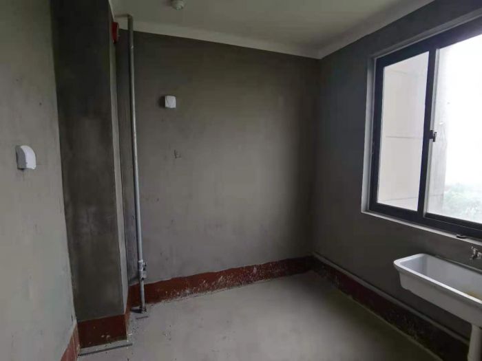 兴石花园 3室2厅1卫 130m&sup2;