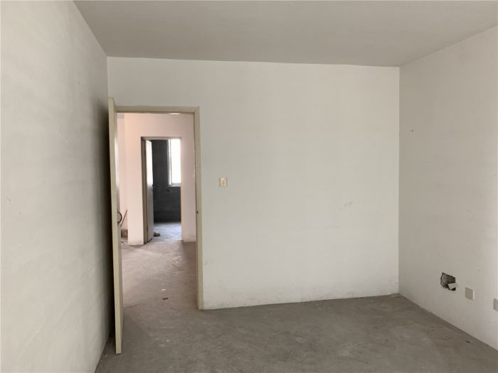 天山花苑 3室1厅1卫 142m&sup2;