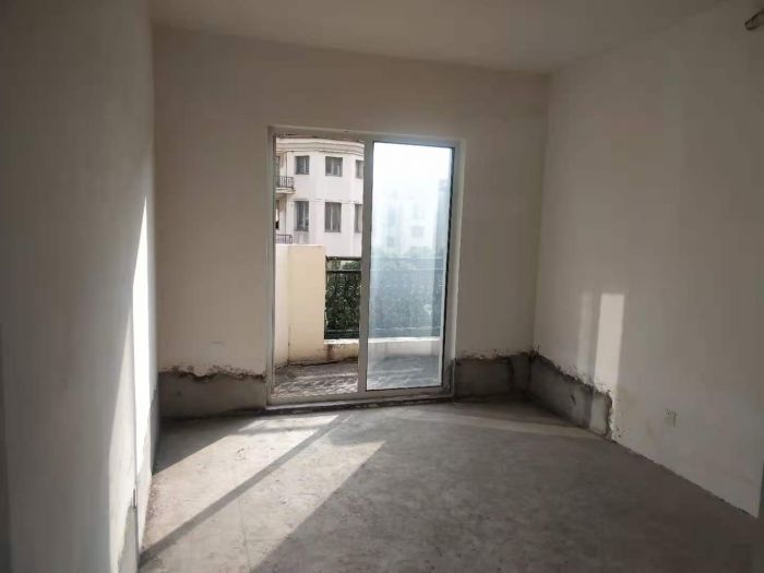 军山花园 4室2厅4卫 255.00m&sup2;