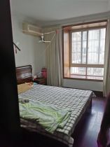 海港新村 3室2厅2卫 135.8m&sup2;