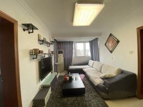 越江新村 4室2厅2卫 161m²