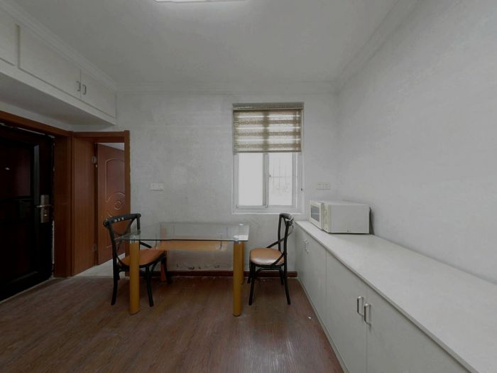 易家桥新村 1室1厅1卫 43m&sup2;