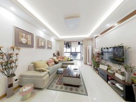 中海碧林湾 3室2厅1卫 109m²