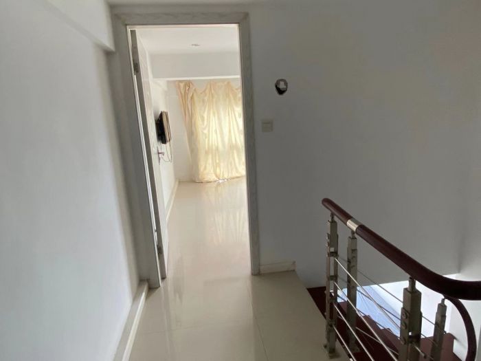 奥特莱斯 2室1厅1卫 42.8m&sup2;