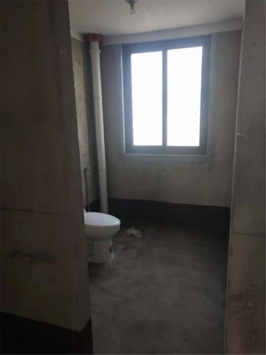 皇家花园北区 3室2厅1卫 119m&sup2;