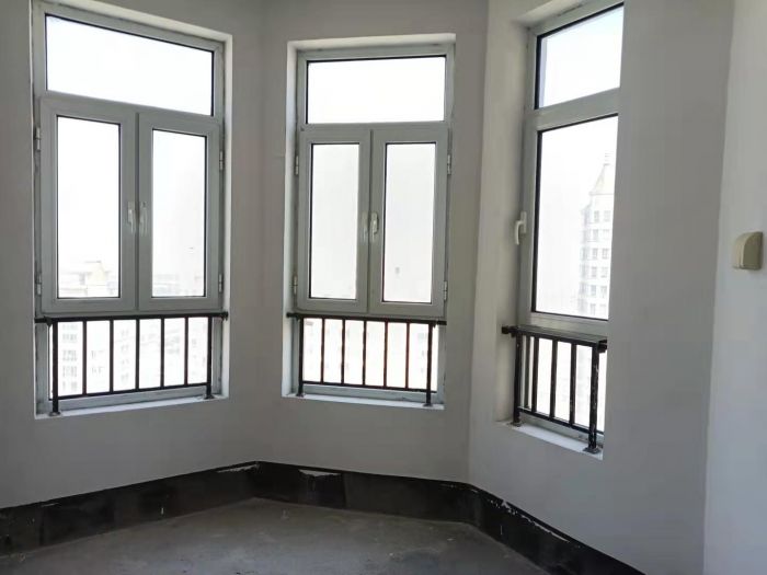 中南世纪花城三期 4室2厅4卫 275m&sup2;