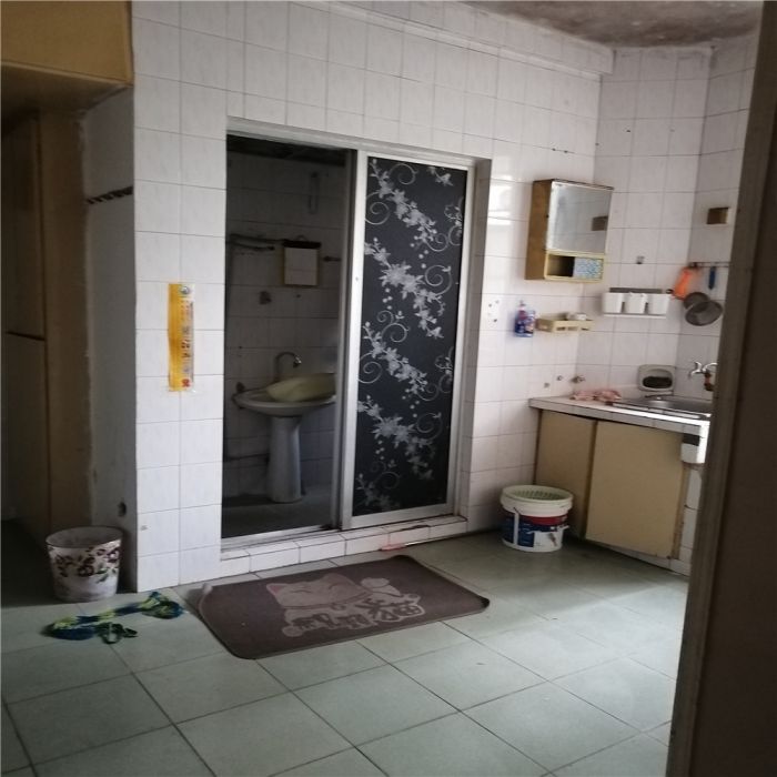 易家桥新村 2室1厅1卫 56m&sup2;