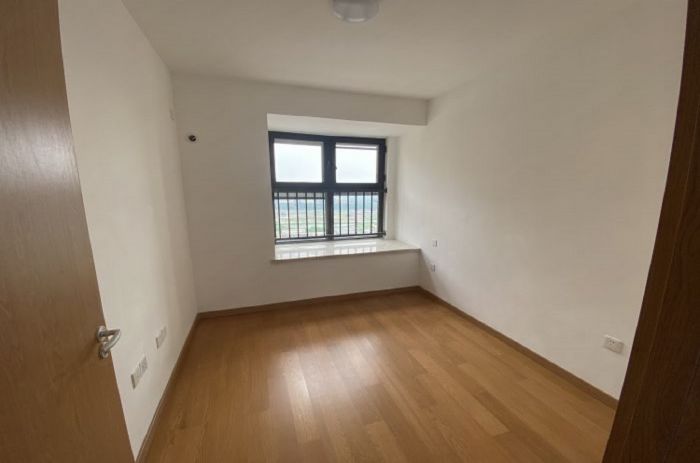 绿地新里城 3室2厅1卫 95m&sup2;