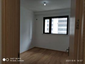 云樾东方 3室2厅1卫 95m&sup2;