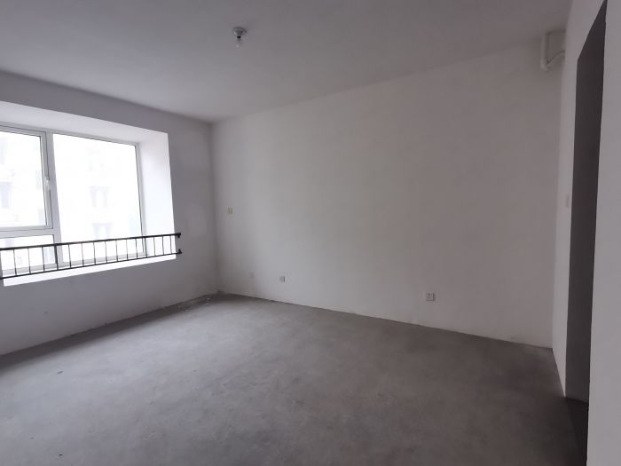 军山花园 4室2厅2卫 167m&sup2;