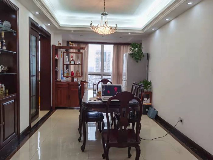 中港城 3室2厅1卫 130.00m&sup2;
