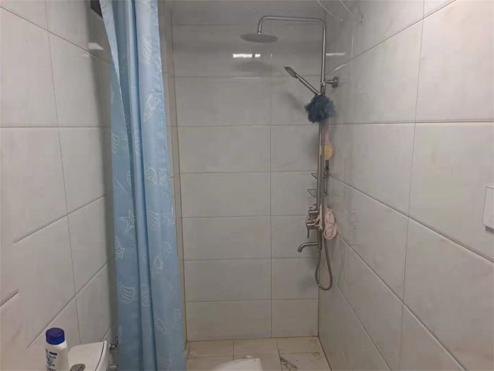 易家桥新村 2室1厅1卫 70m&sup2;