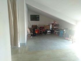 易家桥新村 3室1厅1卫 104m&sup2;