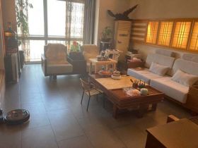 海天大厦 3室2厅1卫 143m&sup2;