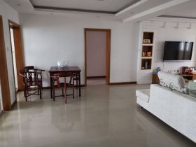 五山公寓 4室2厅2卫 260m&sup2;