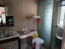 新苑华庭 2室2厅1卫 95m&sup2;