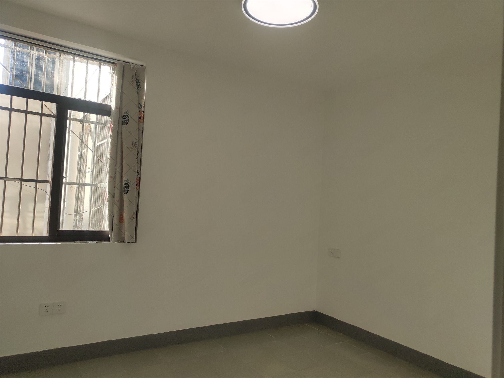 易家桥新村 3室1厅1卫 70.00m&sup2;