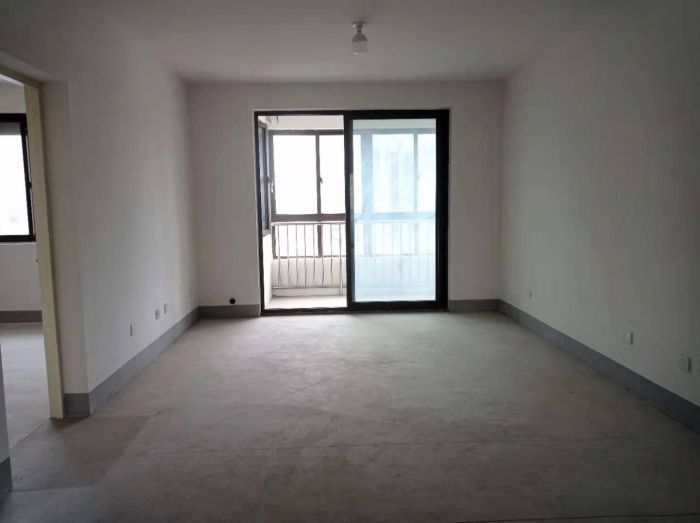 兴石花园 3室2厅1卫 129m&sup2;
